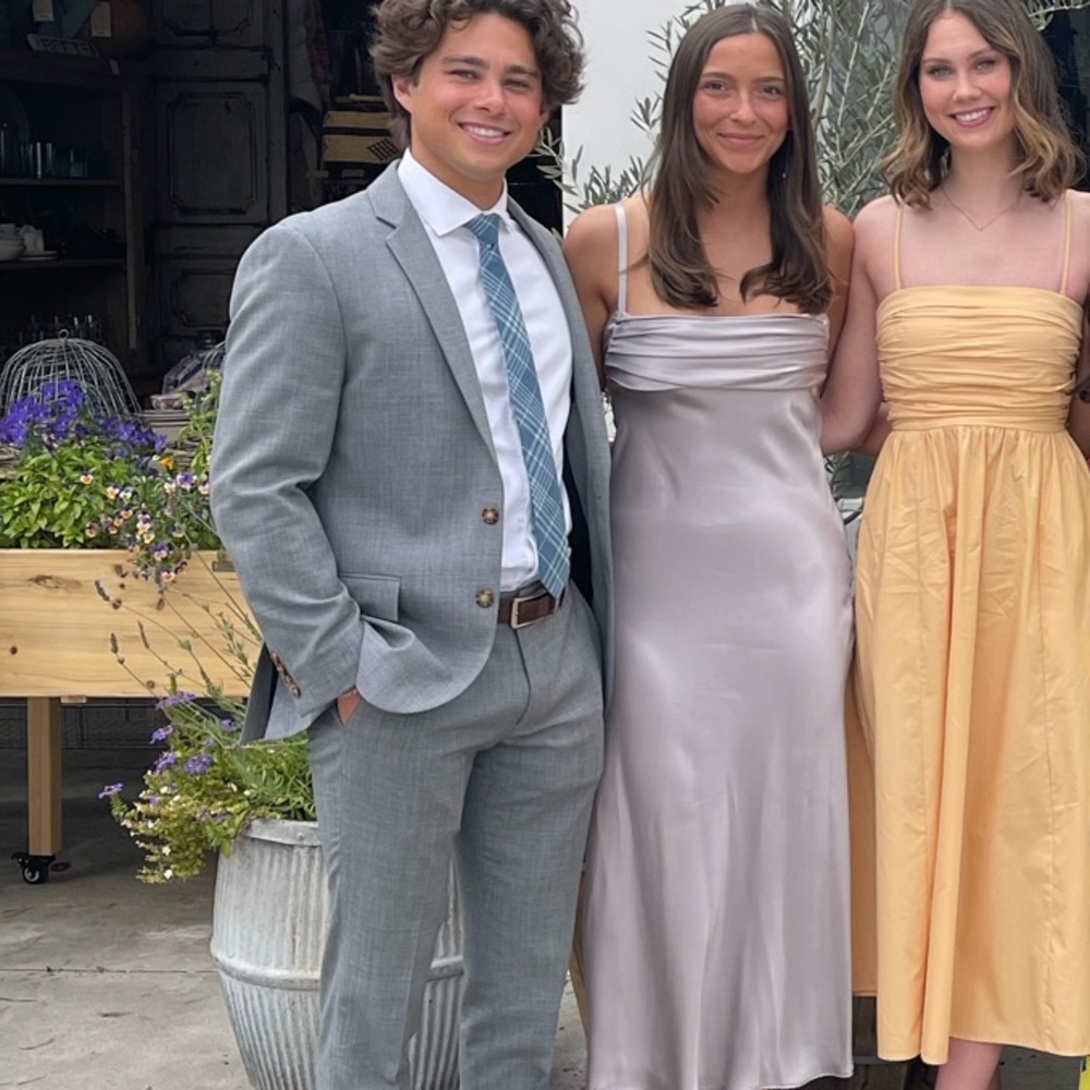 Zara lavender midi dress